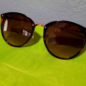 Express Womens sunglass
